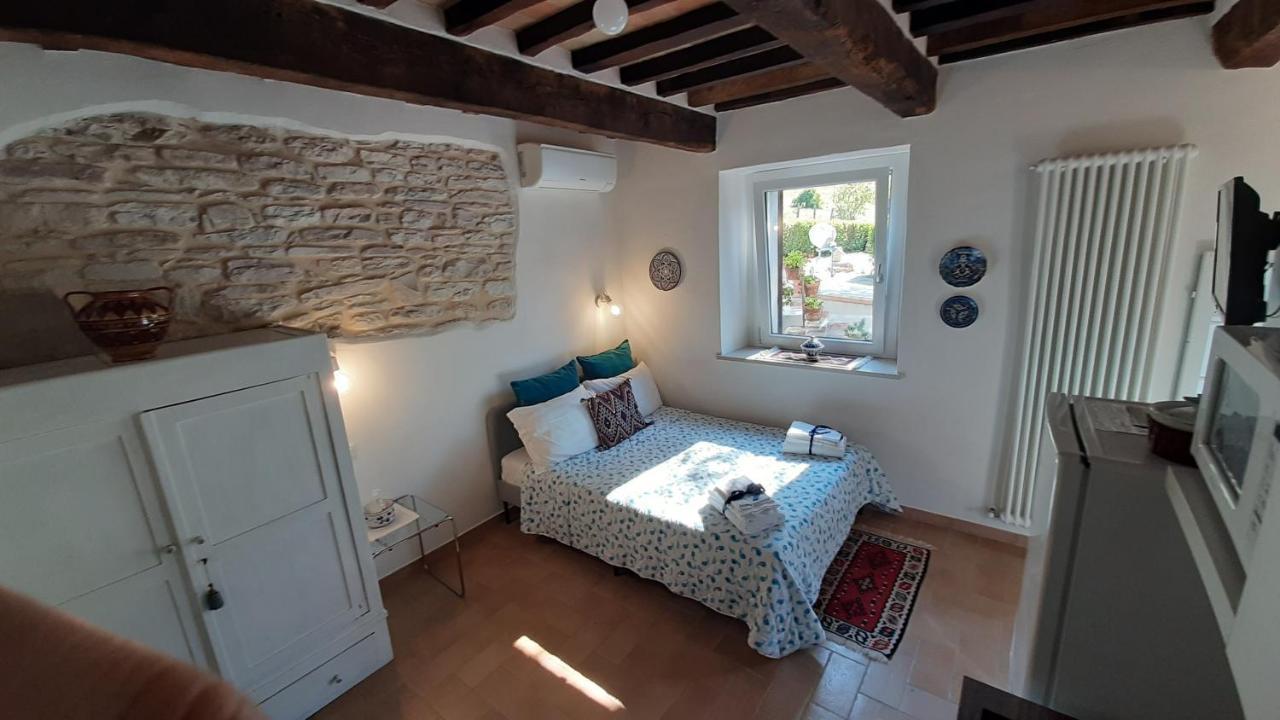 Ferienwohnung Casale Di Nicolo Urbino Exterior foto