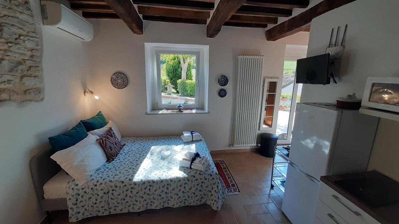 Ferienwohnung Casale Di Nicolo Urbino Exterior foto
