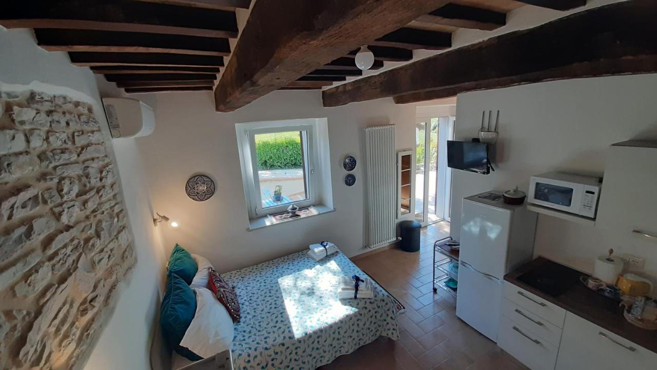 Ferienwohnung Casale Di Nicolo Urbino Exterior foto